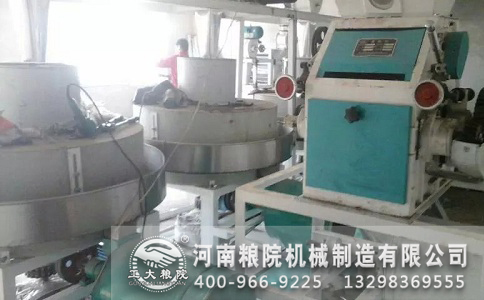 ȫ�Ԅ�(d��ng)ʯĥ��ۙC(j��)